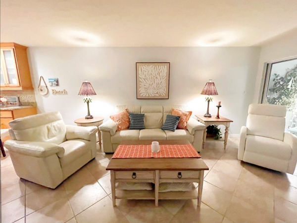 Luxurious Ground floor unit across the street from the beach - additional view, photo 4
