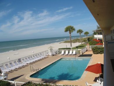 Beachside Pool