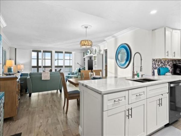 Beach Condo in Siesta Key Two Bedrooms Sleeps Six Gulf View