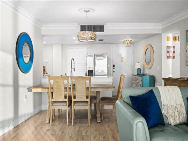 Beach Condo in Siesta Key Two Bedrooms Sleeps Six Gulf View