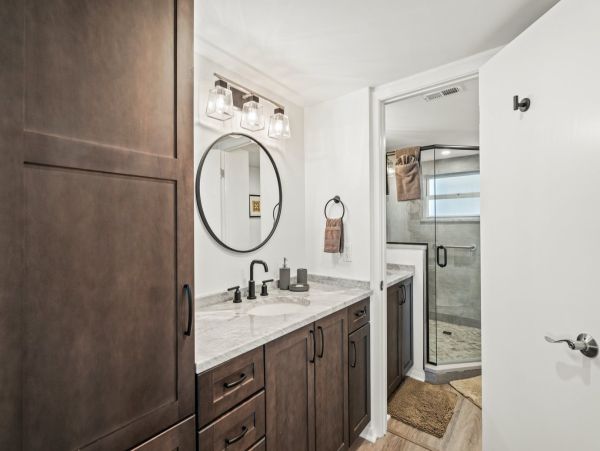 Siesta Key 2 Bedroom Beachfront Vacation Condo