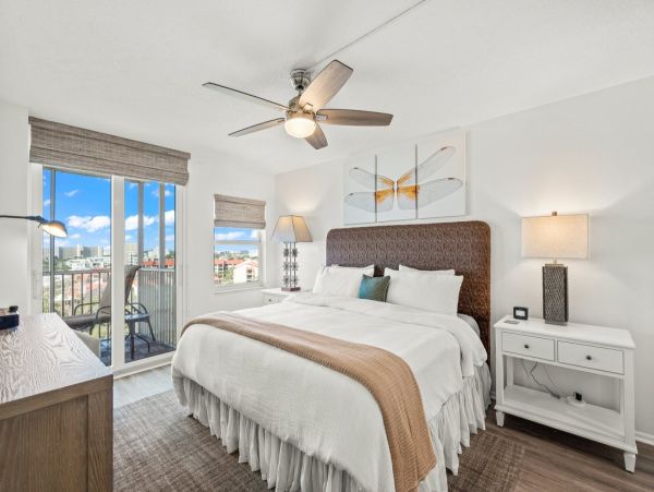 Siesta Key 2 Bedroom Beachfront Vacation Condo