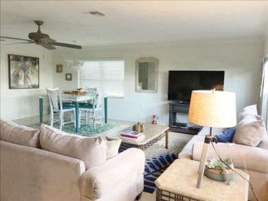 Siesta Key 2 Bedroom Vacation Villa at the Beach Sleeps 6 Siesta Key 2 Bedroom Vacation Villa at the Beach Sleeps 6