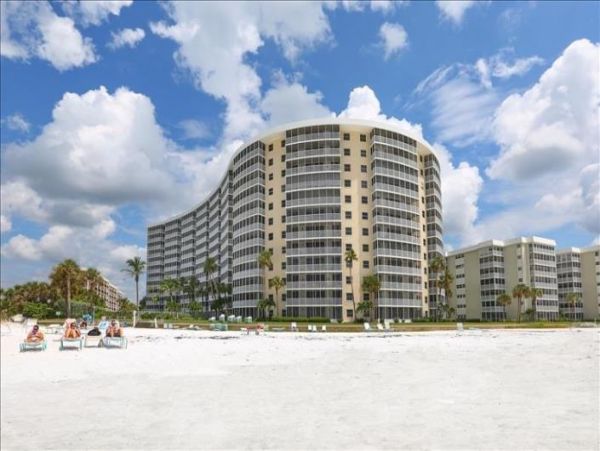 Gulf Front Two Bedroom Siesta key Vacation Condo Gulf Views