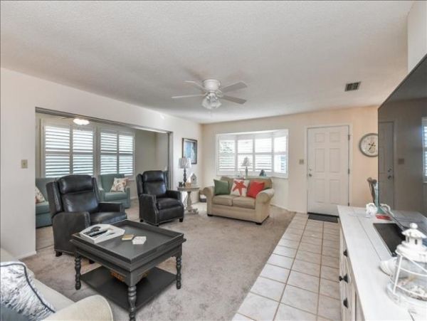 Great Value Two Bedroom Vacation Home Sleeps Four