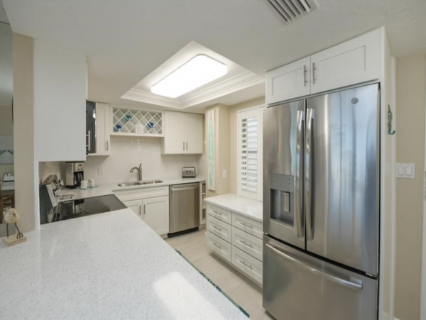 Vacation Condo in Highrise with the Best Lanai and Beach Views!
