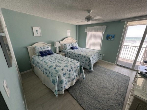 Vacation Condo in Highrise with the Best Lanai and Beach Views!