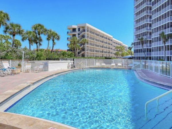 Vacation Condo in Highrise with the Best Lanai and Beach Views!