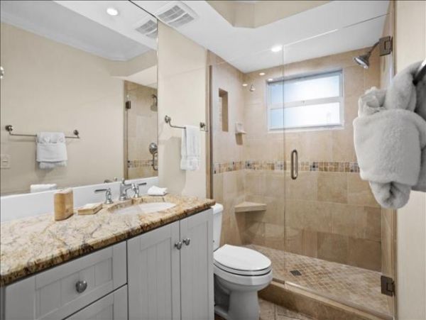Stunning Siesta Key Beach Condo