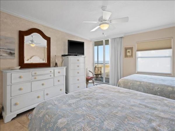 Stunning Siesta Key Beach Condo