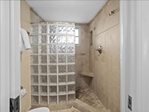 Stunning Siesta Key Beach Condo