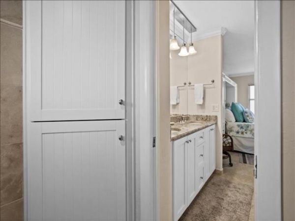 Stunning Siesta Key Beach Condo
