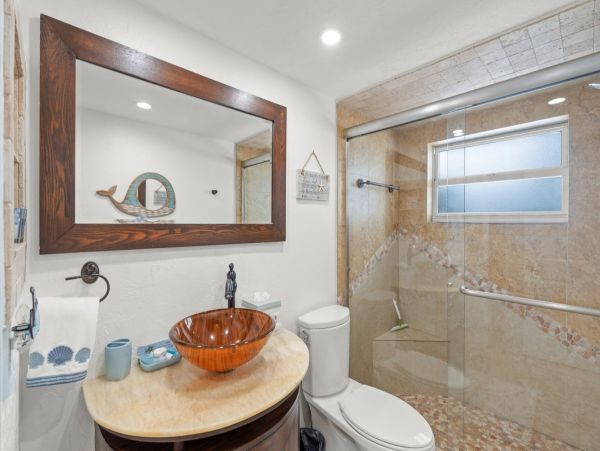 Luxury Siesta Key Beachfront Vacation Rental Gulf View Condo with Balcony & Pool