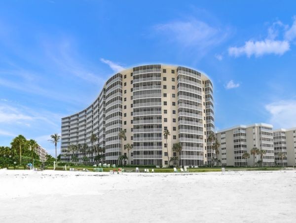 Luxury Siesta Key Beachfront Vacation Rental Gulf View Condo with Balcony & Pool