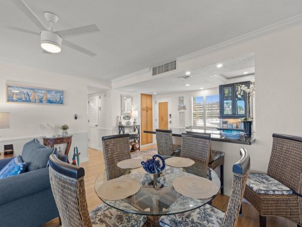 Luxury Siesta Key Beachfront Vacation Rental Gulf View Condo with Balcony & Pool