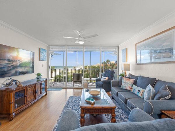 Luxury Siesta Key Beachfront Vacation Rental Gulf View Condo with Balcony & Pool