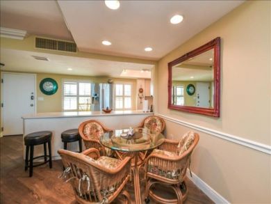 Siesta Key Two Bedroom Condo Sleeps 6 Located on the Beach