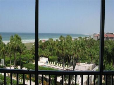 Siesta Key Two Bedroom Beach Condo Sleeps Six