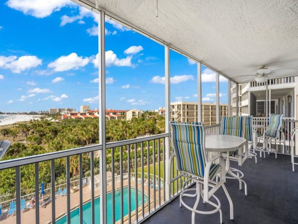 Gulf View Vacation Condo with 2 Bedrooms in Siesta Key