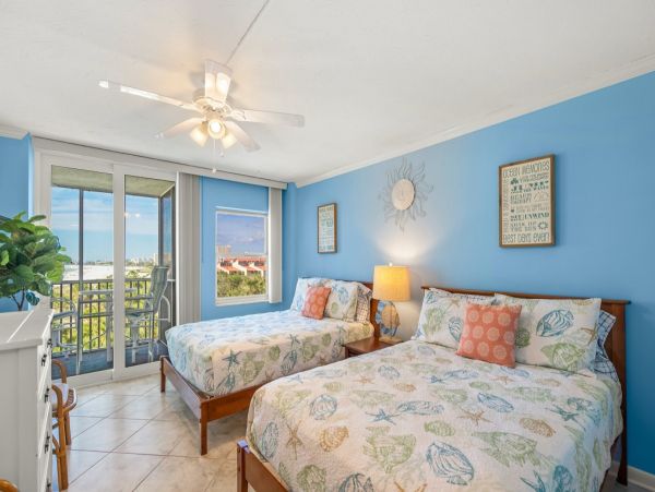 Gulf View Vacation Condo with 2 Bedrooms in Siesta Key