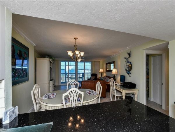 Siesta Key Oceanfront Vacation Rental - Gulf-View Condo on Crescent Beach