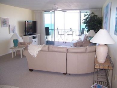 Great Value Two Bedroom Beach Condo with Community Pool