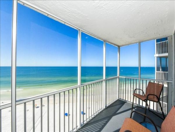 Luxury Two Bedroom Oceanfront Condo with Stunning Views