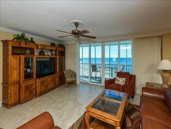 Luxury Two Bedroom Oceanfront Condo with Stunning Views