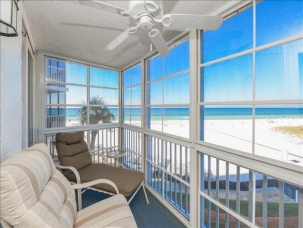 Updated 3rd Floor Two Bedroom Oceanfront Condo