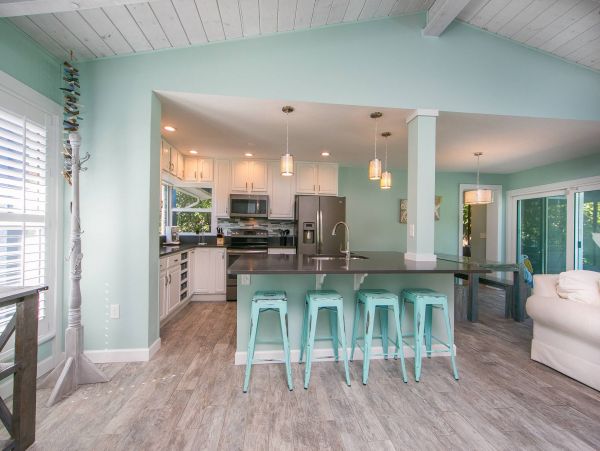A stunning Beach House on Anna Maria with Private Pool
