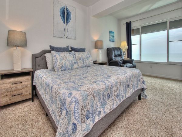 Indian Shores Beachfront Vacation Rental Gulf Coast 3-Bedroom Condo