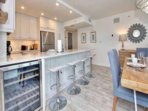 Indian Shores Beachfront Vacation Rental Gulf Coast 3-Bedroom Condo
