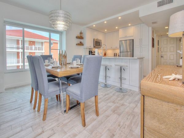 Indian Shores Beachfront Vacation Rental Gulf Coast 3-Bedroom Condo