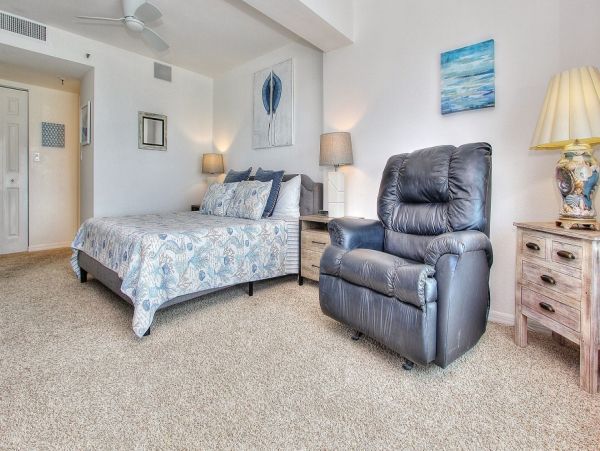 Indian Shores Beachfront Vacation Rental Gulf Coast 3-Bedroom Condo