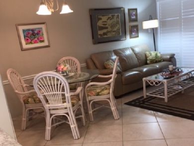 Siesta Key Value Rental Property with One Bedroom Pool