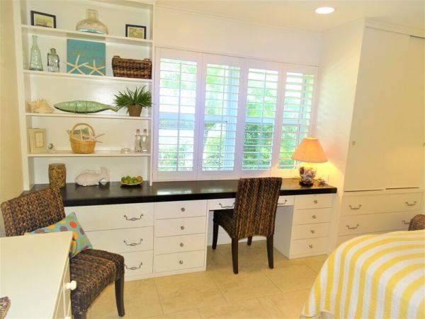 A Darling Beach Retreat in Siesta Key Right on the Beach