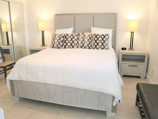 Beach Condo 2 Bedrooms Siesta Key Sleeps Six