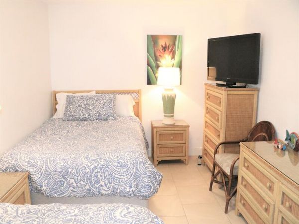Beach Condo 2 Bedrooms Siesta Key Sleeps Six