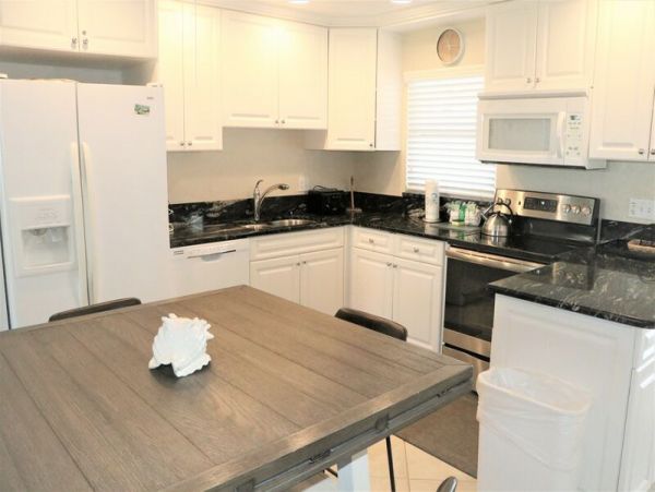 Beach Condo 2 Bedrooms Siesta Key Sleeps Six