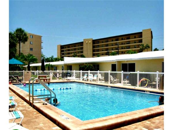 Beach Condo 2 Bedrooms Siesta Key Sleeps Six