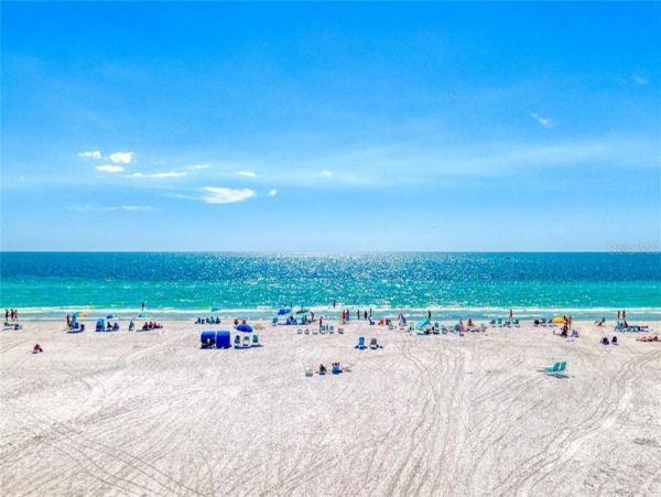 Siesta Key Condo with 1 Bedroom Sleeps 4