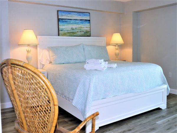 Value Priced Siesta Key Vacation Condo