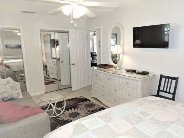 Siesta Key Vacation Condo Two Bedrooms Sleeps Six  - Value
