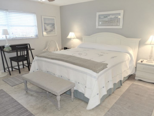 Siesta Key Vacation Condo Two Bedrooms Sleeps Six  - Value