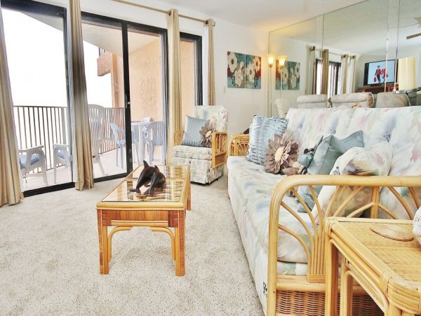 Redington Beach 2 Bedroom Beach Front Condo