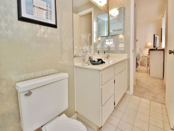 Redington Beach 2 Bedroom Beach Front Condo
