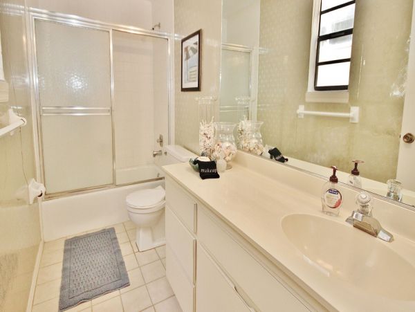 Redington Beach 2 Bedroom Beach Front Condo