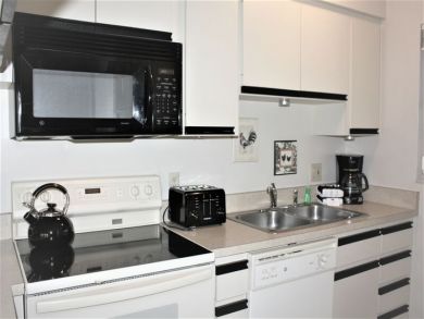 Siesta Key One Bedroom Vacation Condo with Pool
