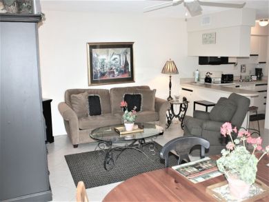 Siesta Key One Bedroom Vacation Condo with Pool
