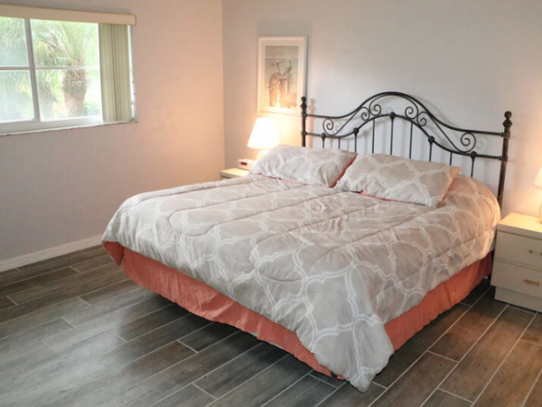Value Siesta Key Two Bedroom Vacation Rental  Sleeps 6